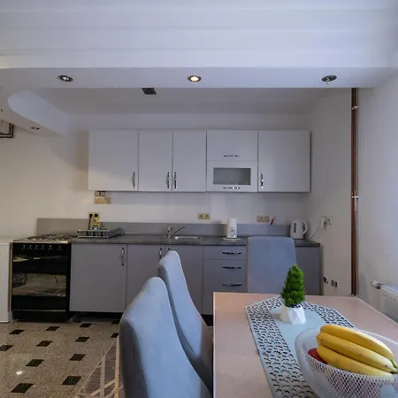 Good People * Bihać